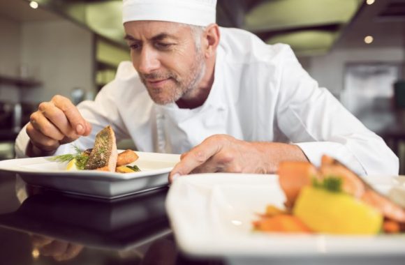 Como fazer um cardápio: 8 dicas para torná-lo um diferencial do seu restaurante